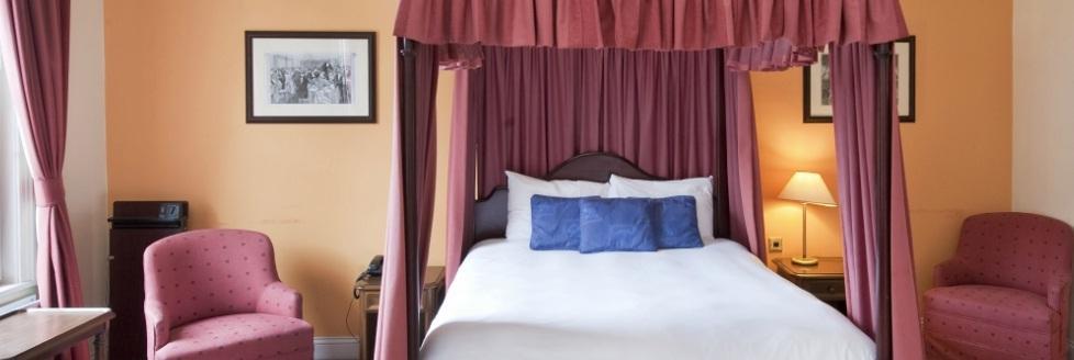 King's Head Hotel By Greene King Inns Wimborne Minster Eksteriør bilde