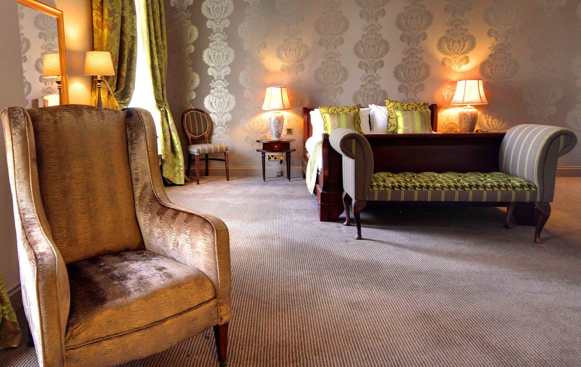 King's Head Hotel By Greene King Inns Wimborne Minster Eksteriør bilde